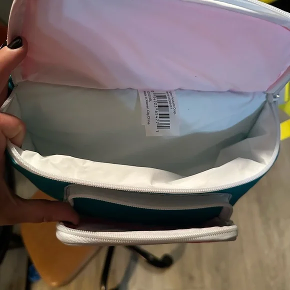 Igloo Pink and Teal Insulated Fanny Pack - Picture 2 of 3